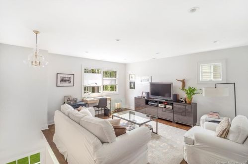 5 Clifford St, Norwalk CT  06853-1043 exterior