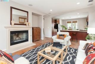 409 Tucker Ave, Alameda, CA 94501-5477