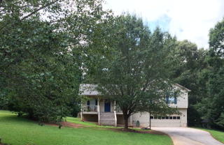 312 Cobblestone Rd, Auburn, GA 30011-3021