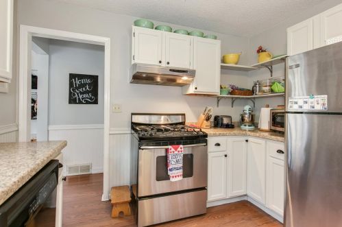 215 Briarwood Ave, Saint Paul MN  55115-1401 exterior