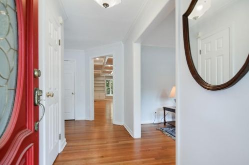 2443 Hawthorne Dr, Atlanta, GA 30345-2037