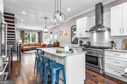 854 Front St, Philadelphia PA 19147-4341 exterior