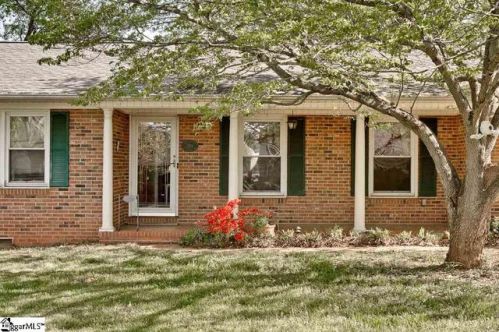 226 Rosecrest Rd, Spartanburg, SC 29303-5029