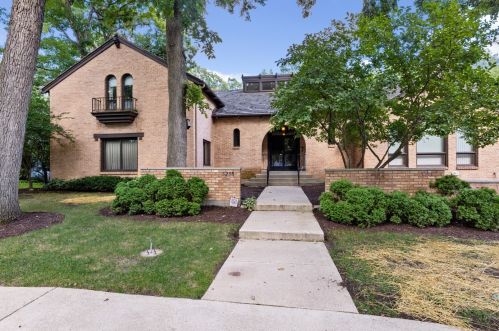 3235 Andover Dr, Rockford, IL 61114-5413