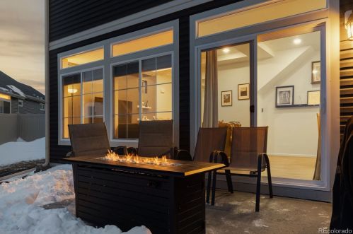 4568 Quemoy St, Aurora CO  80019-6025 exterior