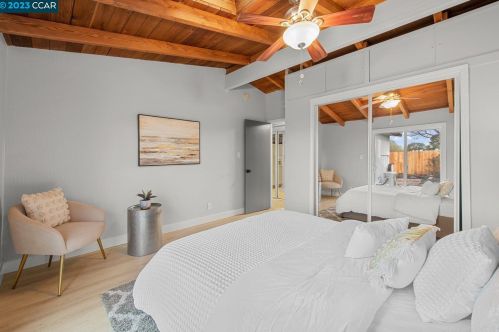 2248 Huron Dr, Concord CA  94519-2033 exterior