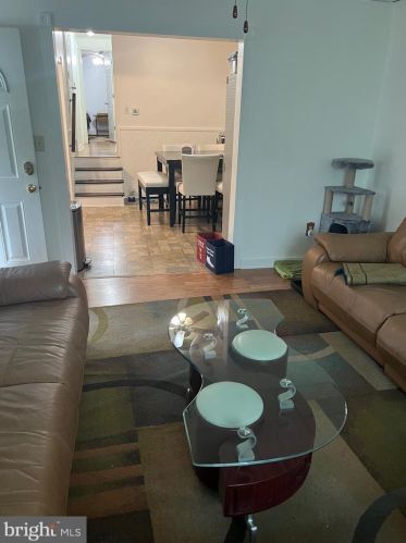 602 Johnston Ave, Trenton, NJ 08629-1114