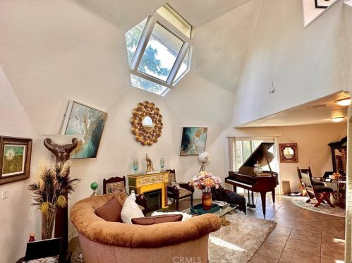 223 O St, Colton, CA 92324-3465