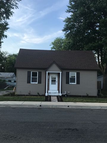 214 South St, Smithton, IL 62285-1812
