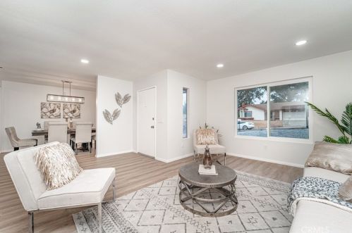 5443 Polo Ct, Riverside CA  92509-5351 exterior