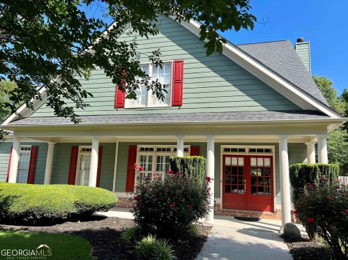 330 Bay Grove Rd, Loganville, GA 30052-6619