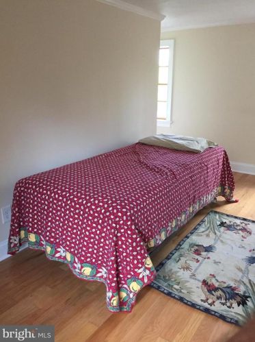 86 Lewisville Rd, Trenton NJ  08648-1801 exterior