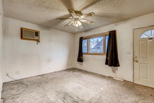 5226 6th St, Minneapolis, MN 55430-3229