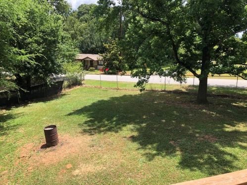 6 Harriette Dr, Stockbridge GA  30281-3867 exterior