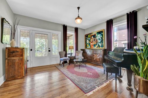 3052 Fairfield Ave, Cincinnati, OH 45206-1433