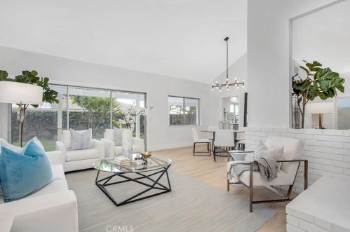 230 Garfield Ave, Placentia, CA 92870-1920