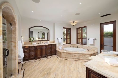 74 Golden Eagle, Irvine CA  92603-0309 exterior