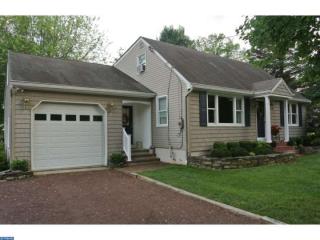42 Orchard Ave, Pennington, NJ 08534-5212