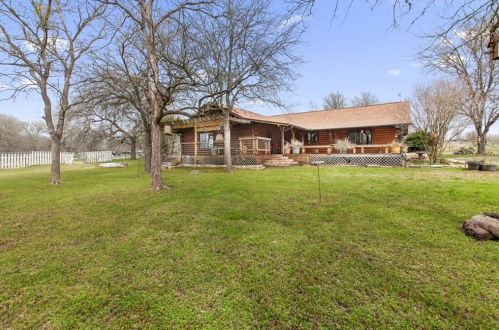 535 Balch Rd, Webberville, TX 78621-5755