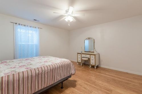 1648 Beacon Hill Blvd, Atlanta GA  30329-2556 exterior