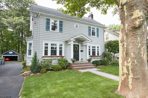 116 Oakland Rd, Maplewood, NJ 07040-2314