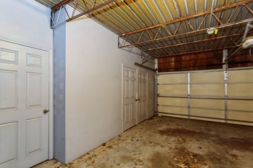 1653 Executive Park Ln, Atlanta GA  30329-3129 exterior