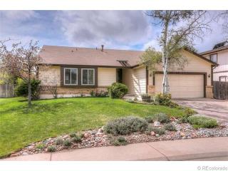 16156 Nassau Dr, Aurora, CO 80013-2726
