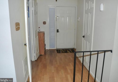 8963 Omega Ct, Springfield VA  22152-2188 exterior