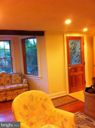 86 Lewisville Rd, Trenton NJ  08648-1801 exterior