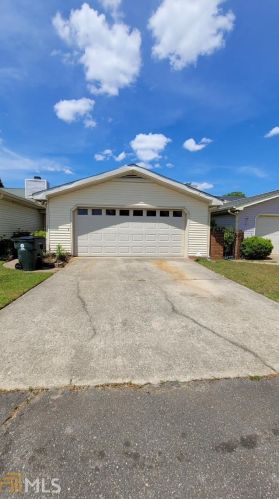311 Williamsburg Ave, Warner Robins, GA 31088-5685