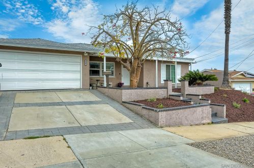 9647 Cambury Dr, Santee, CA 92071-2620