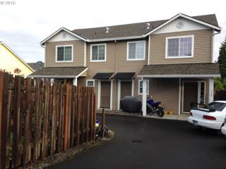 568 Anderson Rd, Damascus, OR 97030
