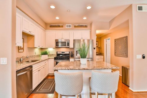 3313 Dehesa Rd, El Cajon, CA 92019-2815