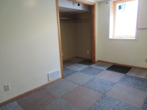 1377 Ames Ave, Saint Paul MN  55106-3518 exterior