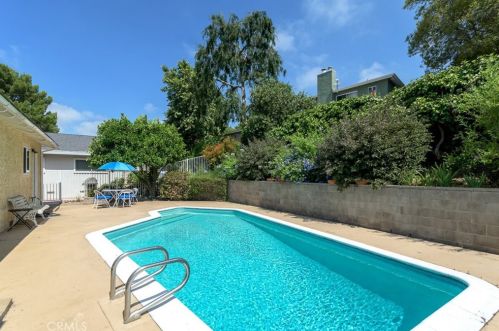 3451 Mevel Pl, Glendale CA  91214-1141 exterior