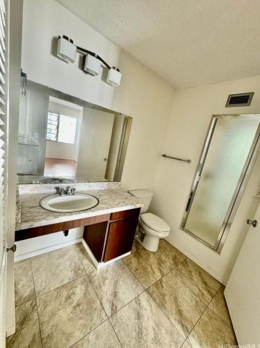 1645 Ala Wai Blvd, Honolulu HI  96815-1065 exterior