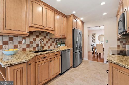 15013 Timberlake Dr, Silver Spring MD 20905-4360 exterior