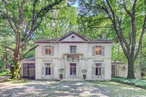 1820 Garraux Rd, Atlanta GA  30327-2504 exterior