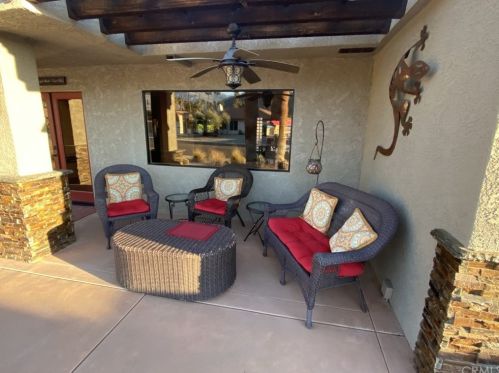 2932 Guadalupe Rd, Palm Springs, CA 92264-8719