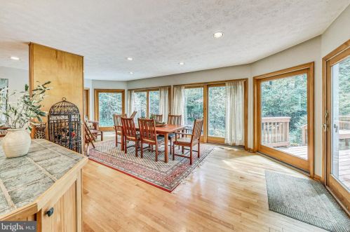 9701 Brunett Ave, Silver Spring MD 20901-3235 exterior