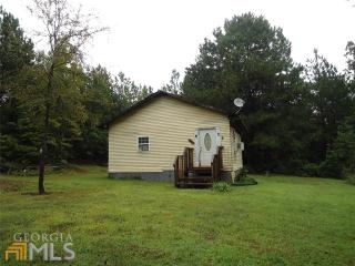 29 Benton Rd, Carlton, GA 30627-1607