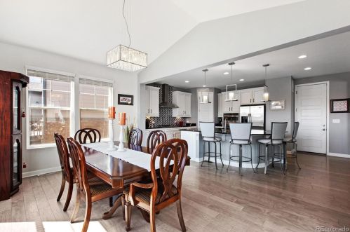 7370 Old Hammer Way, Aurora CO  80016-6115 exterior