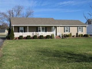 954 Riley Creek Rd, Tullahoma, TN 37388-8841