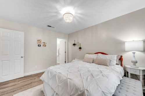 1201 Country Park Dr, Smyrna GA  30080-8226 exterior