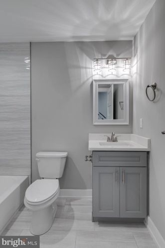 1719 27 St, Philadelphia PA 19121-2824 exterior