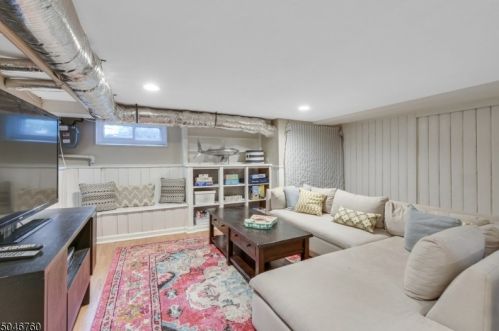 10 Bowdoin St, Maplewood NJ 07040-2701 exterior