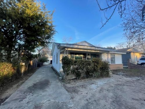 3529 Livingston Ave, Fort Worth TX  76110-4827 exterior