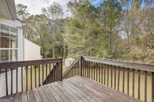 1645 Flat Shoals Rd, Atlanta GA  30349-6151 exterior