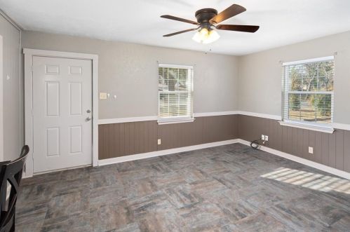 1601 Baxley St, Carrollton TX  75006-6043 exterior