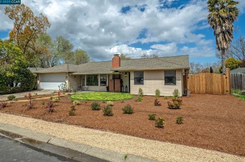 130 Margie Dr, Concord, CA 94523-2928